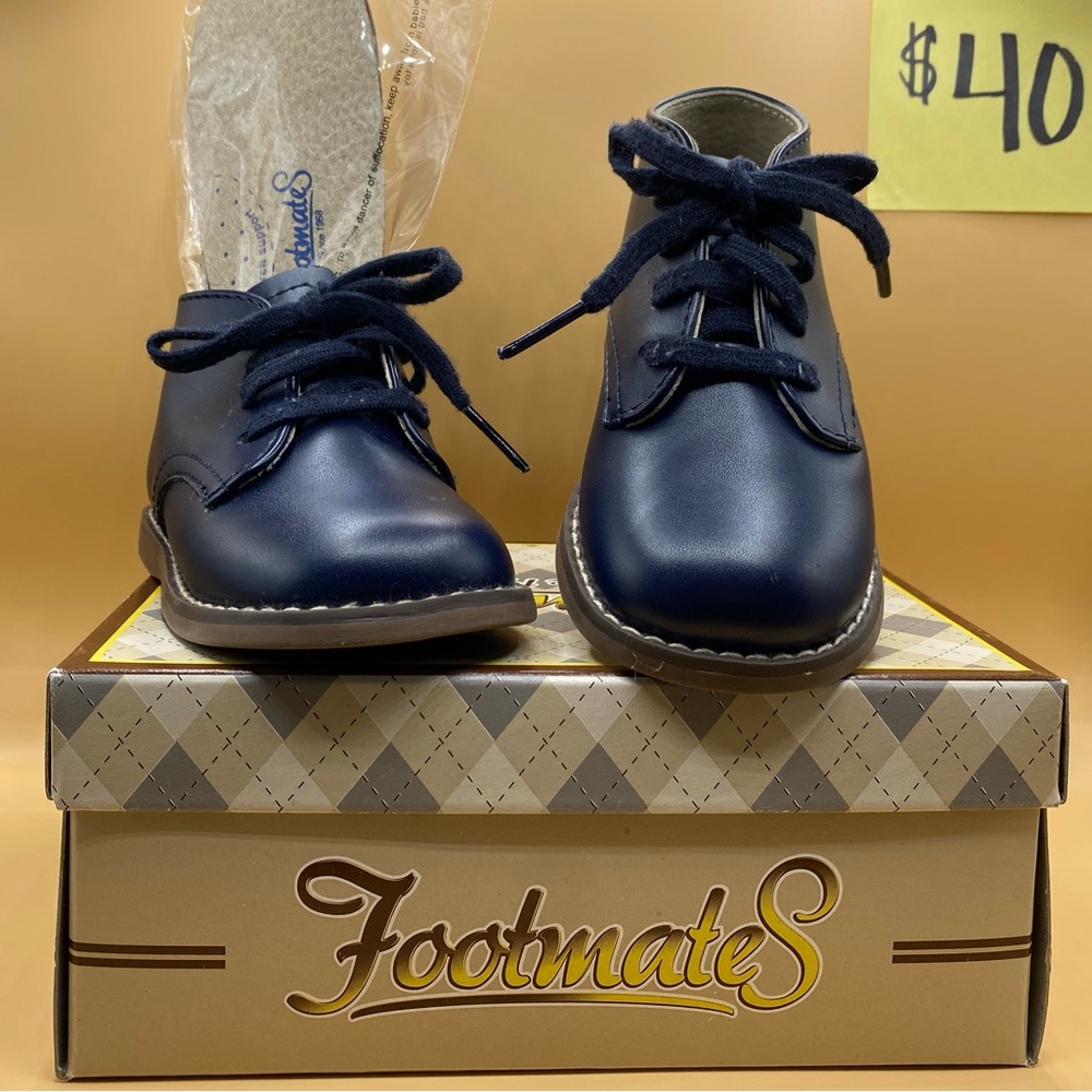 Footmates Navy Hard Bottoms size 5